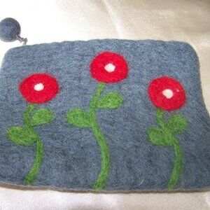 Fairly-Traded Felt Flower Coin Purse - gray by bnb crafts